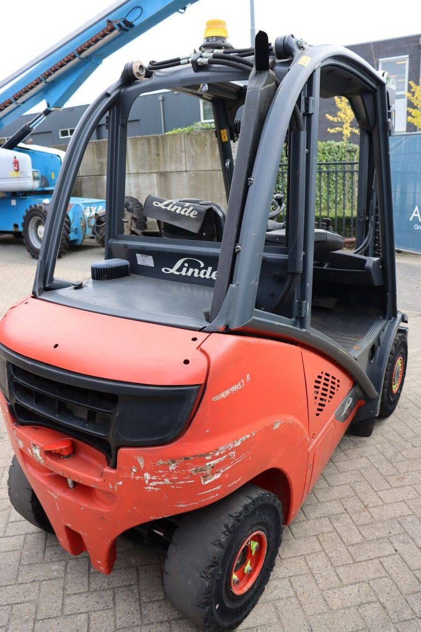 Linde H25D-02 Diesel-Gabelstapler 2500 kg 4,8 m 2017