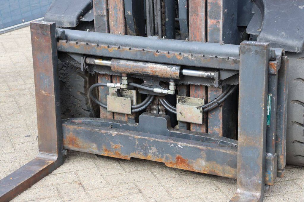 Linde H30D-01 Diesel-Gabelstapler 3000 kg 5,2 m 2010
