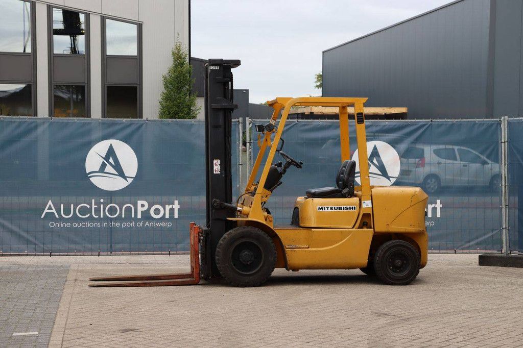 Forklift Mitsubishi FD30K Diesel 3000kg 4.0m 2001