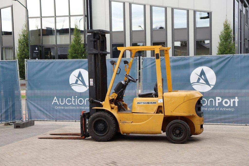 Forklift Mitsubishi FD30K Diesel 3000kg 4.0m 2001