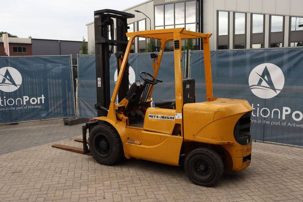 Forklift Mitsubishi FD30K Diesel 3000kg 4.0m 2001