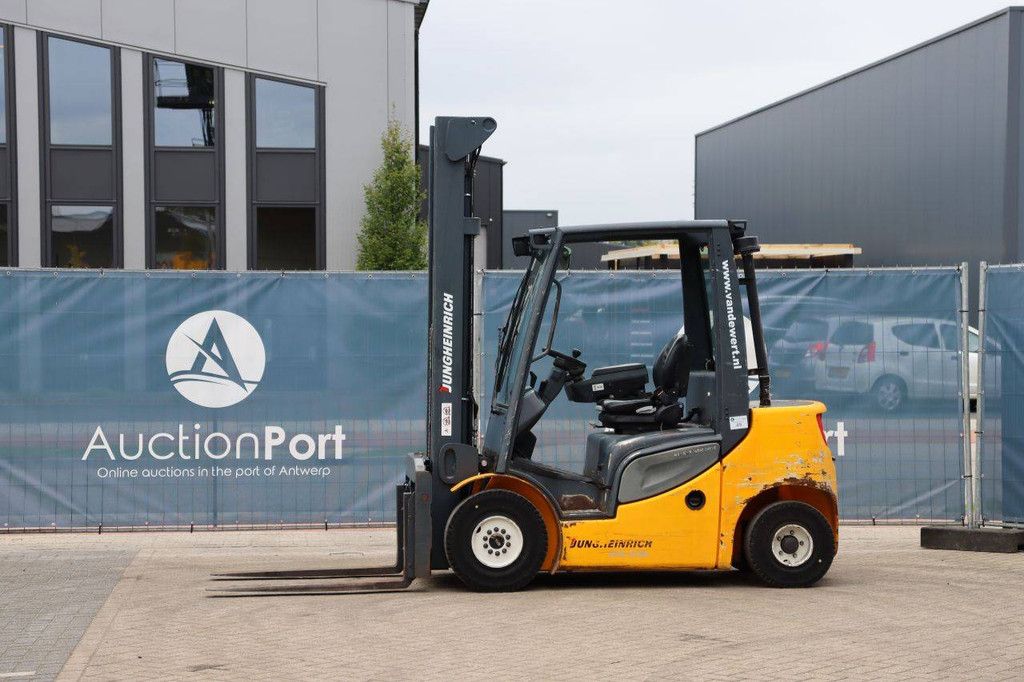 Forklift Jungheinrich DFG 425s Diesel 2450kg 4.3m 2012