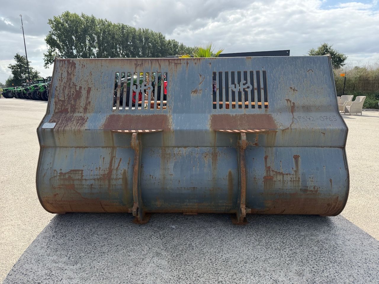 Volume bak Volvo 300cm