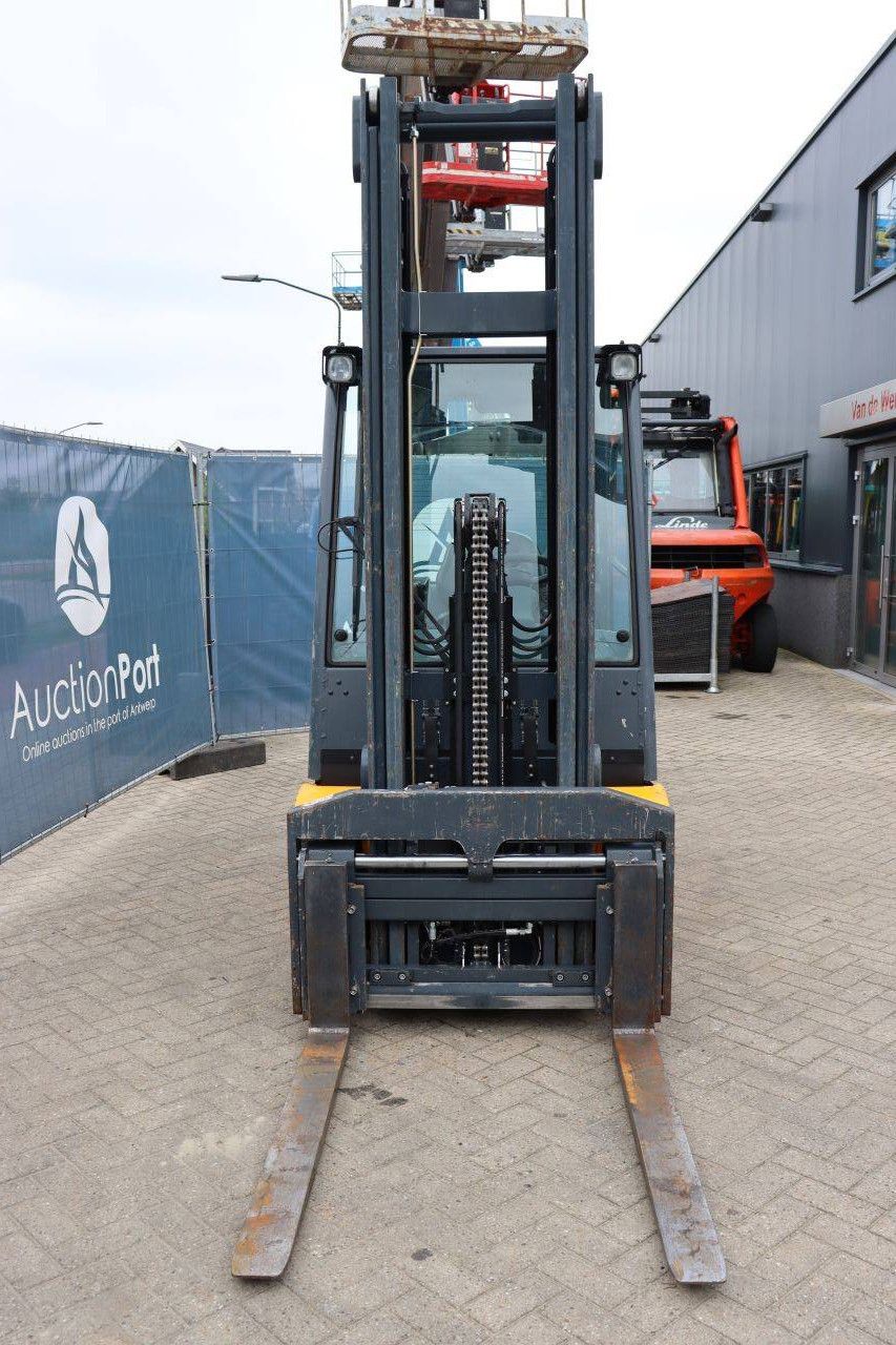 Forklift Jungheinrich DFG 425s Diesel 2450kg 4.3m 2012