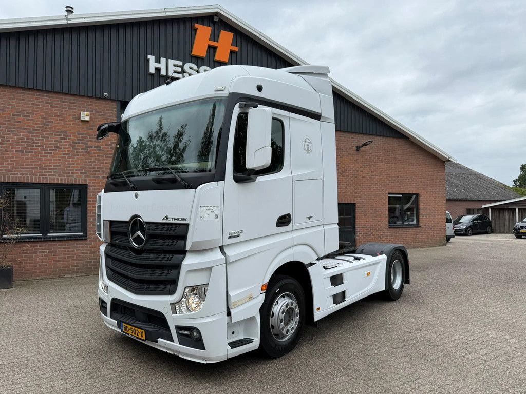 Mercedes-Benz Actros 1842 Streamspace Euro 5 609.900KM! Retarder ACC Side Skirts APK/TUV 11-2026