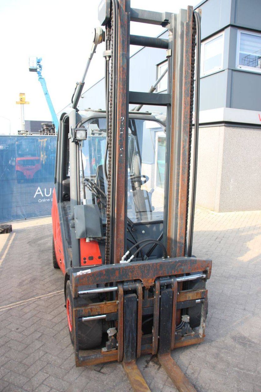 Linde H30D-01 Diesel Forklift 3000kg 7.0m 2012