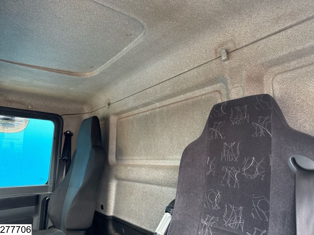 MAN TGM 18 250 EURO 5, ADR, 13.850 L, 3 Comp