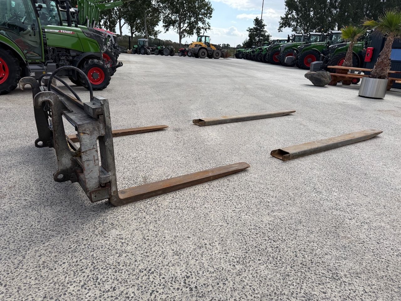 Hydraulische palletvorken 200cm x 152cm / 250cm Volvo aansl.