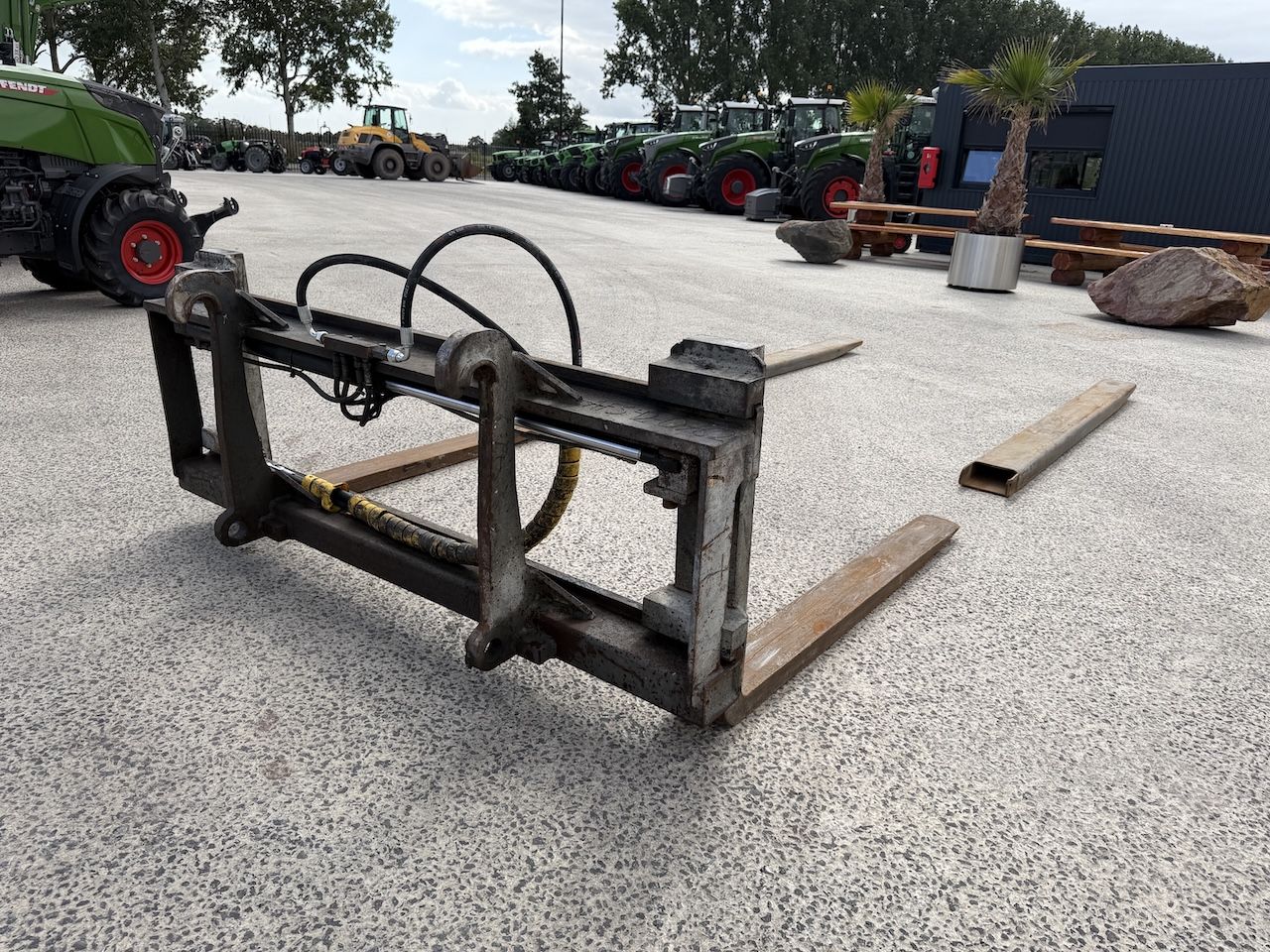 Hydraulische palletvorken 200cm x 152cm / 250cm Volvo aansl.