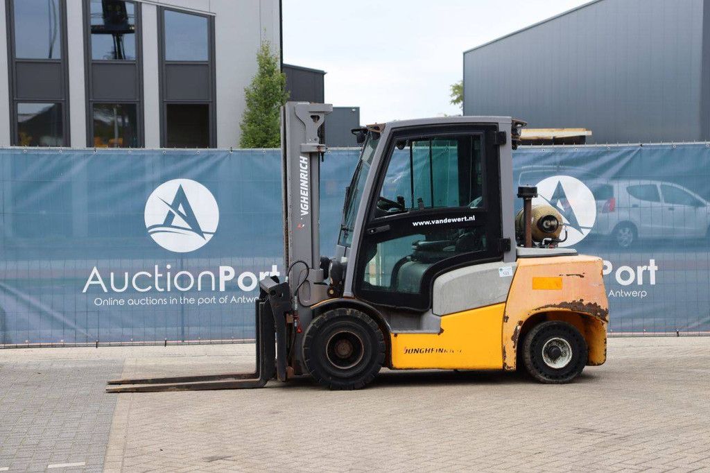 Forklift Jungheinrich TFG430 LPG 3000kg 5.0m 2019