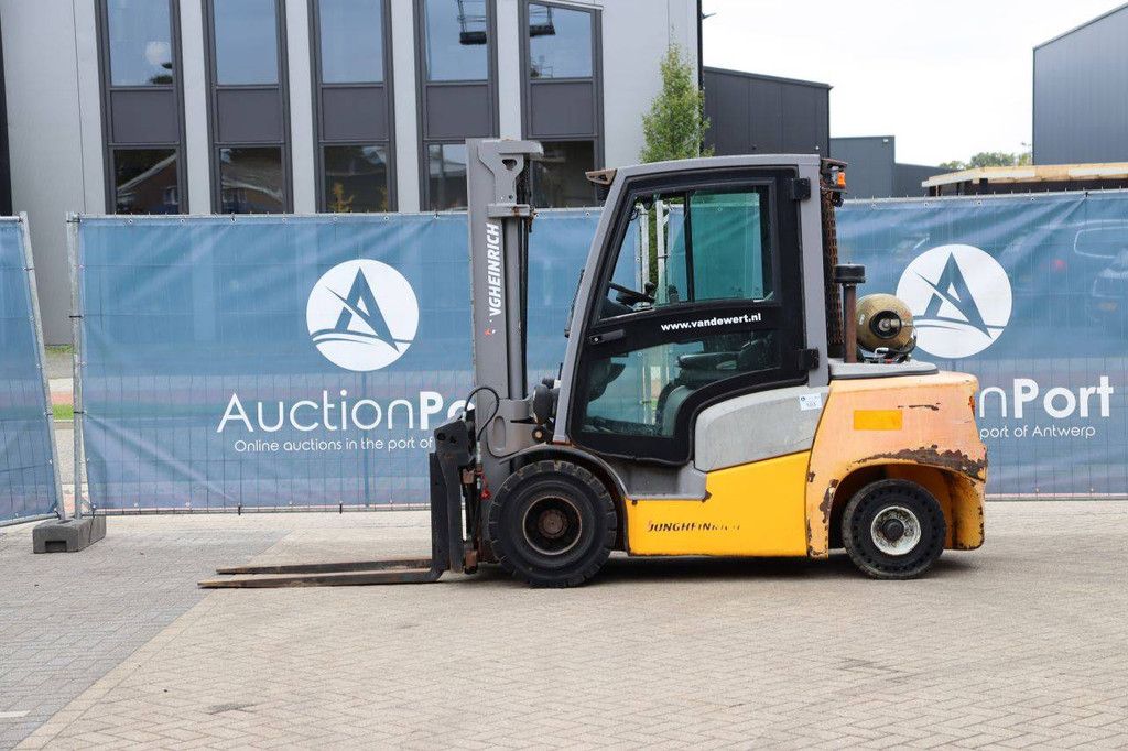 Forklift Jungheinrich TFG430 LPG 3000kg 5.0m 2019