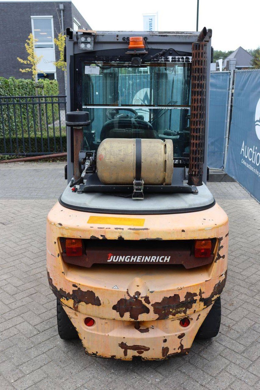 Forklift Jungheinrich TFG430 LPG 3000kg 5.0m 2019
