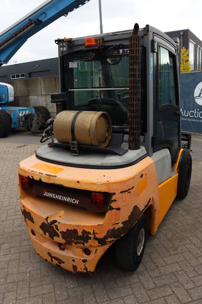 Forklift Jungheinrich TFG430 LPG 3000kg 5.0m 2019