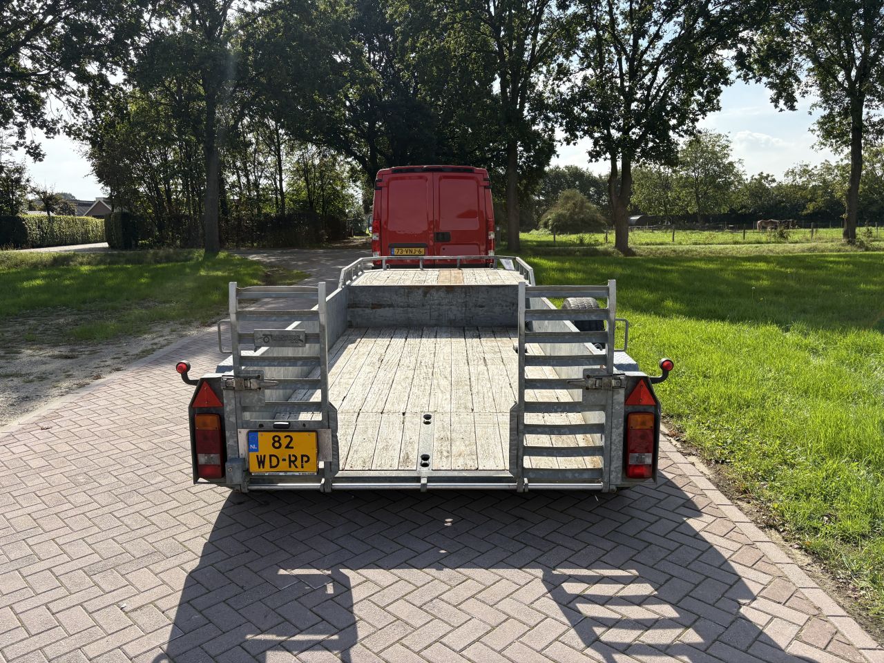 BE Iveco Daily 50C18 -Veldhuizen schamel aanhangwagen 5.2 ton