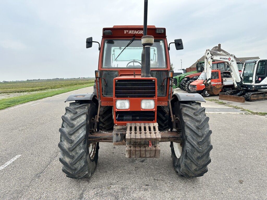 New Holland 110-90 DT
