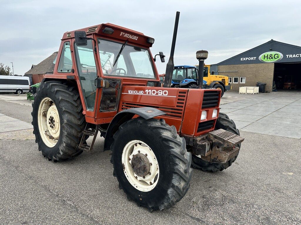 New Holland 110-90 DT