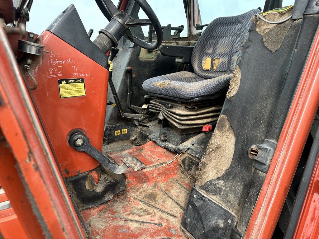 New Holland 110-90 DT