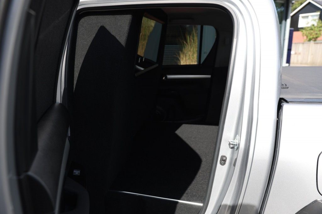 Toyota Hilux 2.8 D-4D DUBBEL CABIN EXECUTIVE A/T 2 ZITS 4WD VAN