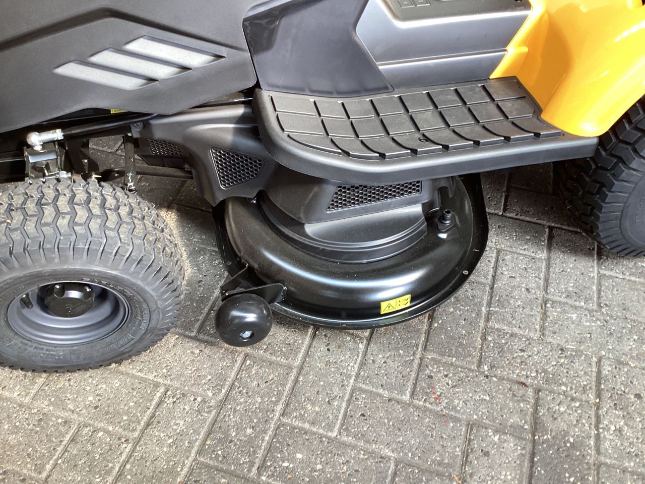 Stiga Tornado 398