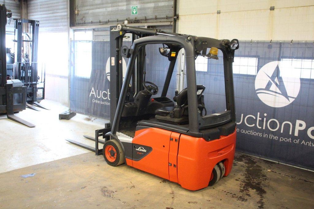 Linde E16 Electric Forklift 1600kg 4.62m