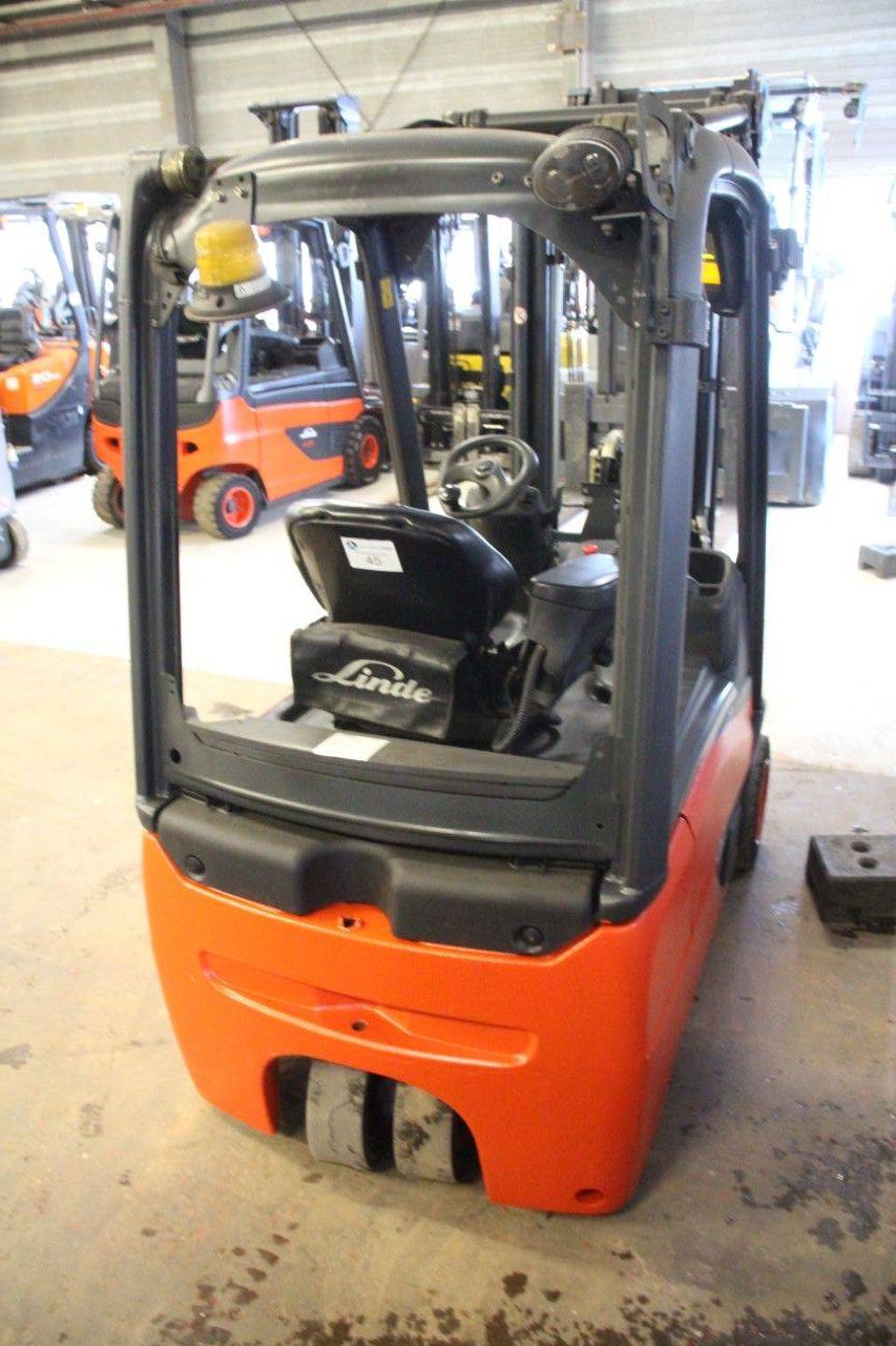 Linde E16 Electric Forklift 1600kg 4.62m