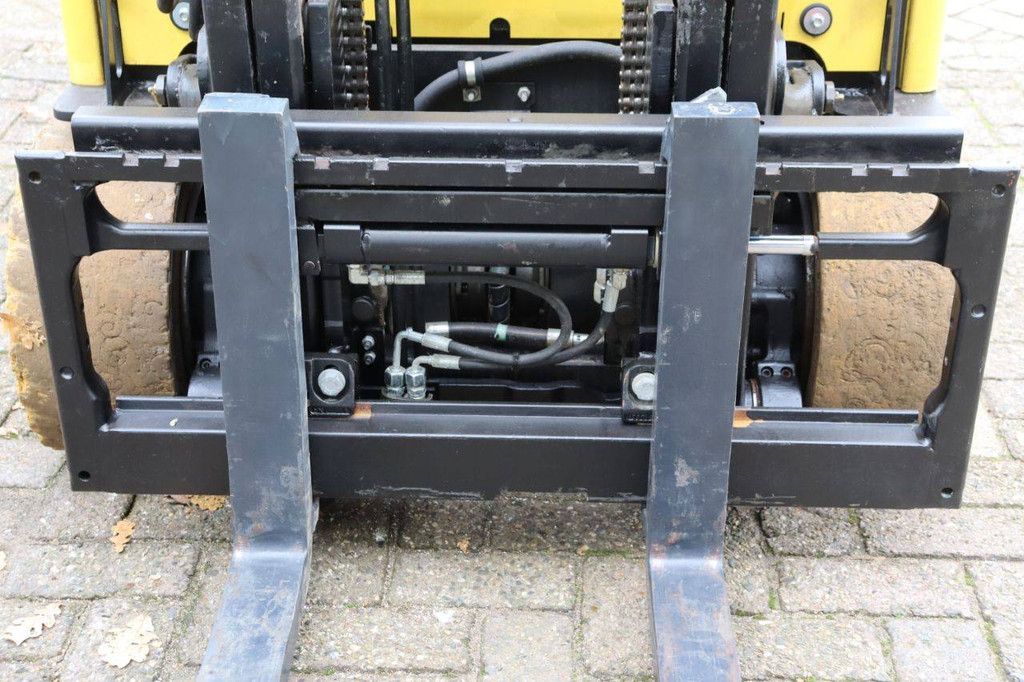 Hyster J2.0XNT MWB Electric Forklift 1910kg 3.93m 2015