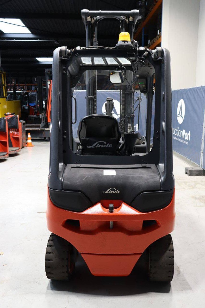 Gabelstapler Fenwick-Linde E25-01 Elektro 2500 kg 6,4 m 2019