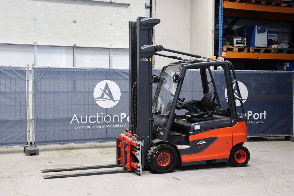 Gabelstapler Fenwick-Linde E25-01 Elektro 2500 kg 6,4 m 2019