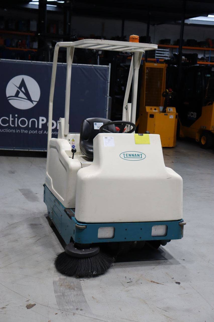 Tennant 6200 Electric Sweeper 1.8kW 2017