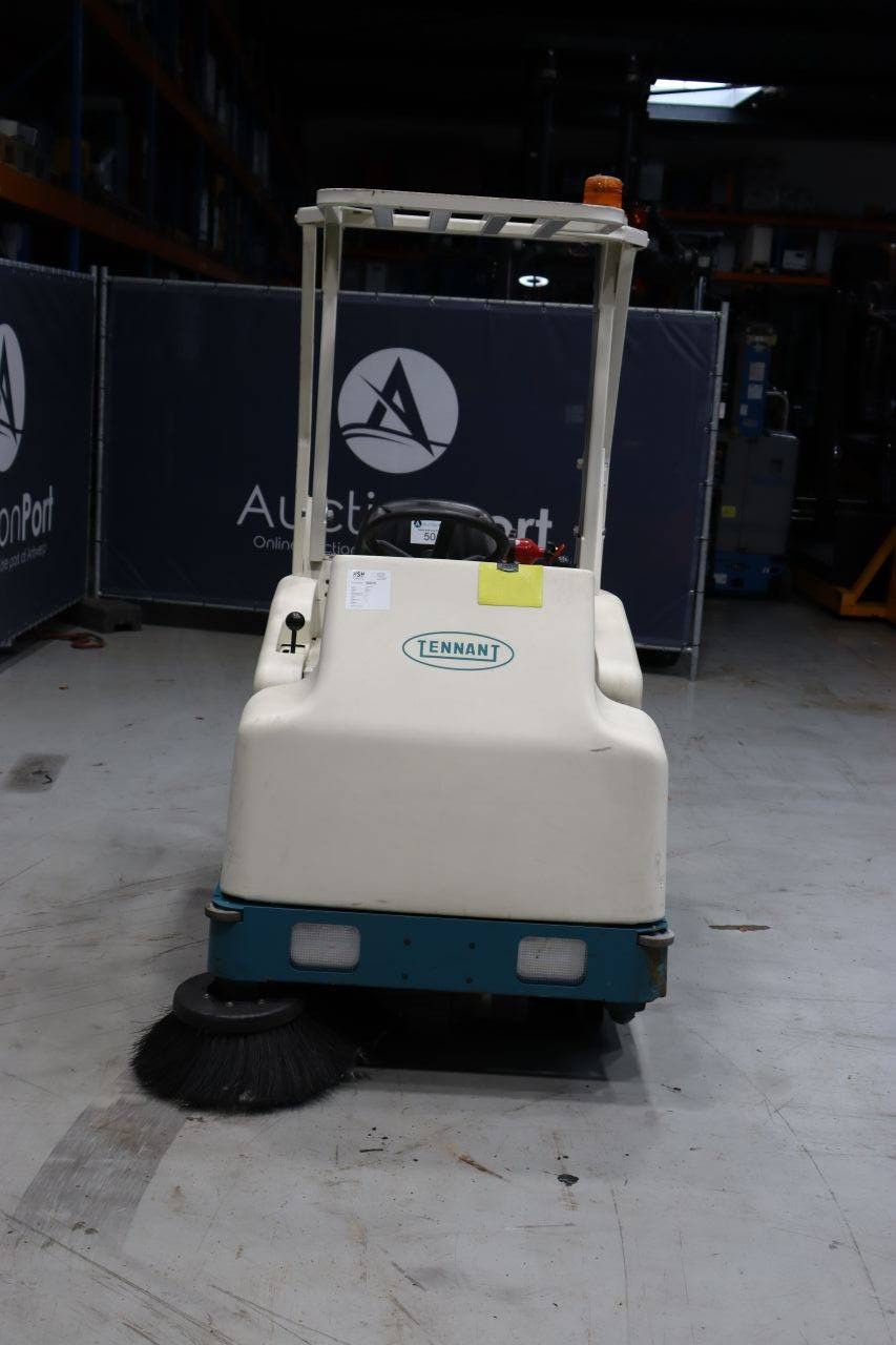 Tennant 6200 Electric Sweeper 1.8kW 2017