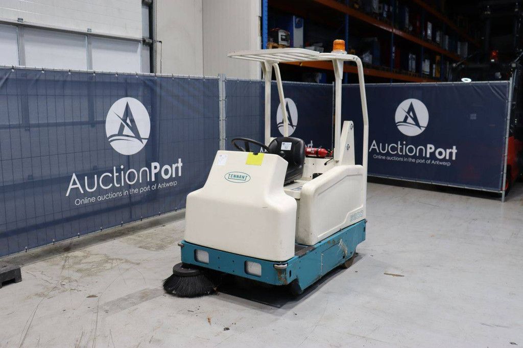 Tennant 6200 Electric Sweeper 1.8kW 2017