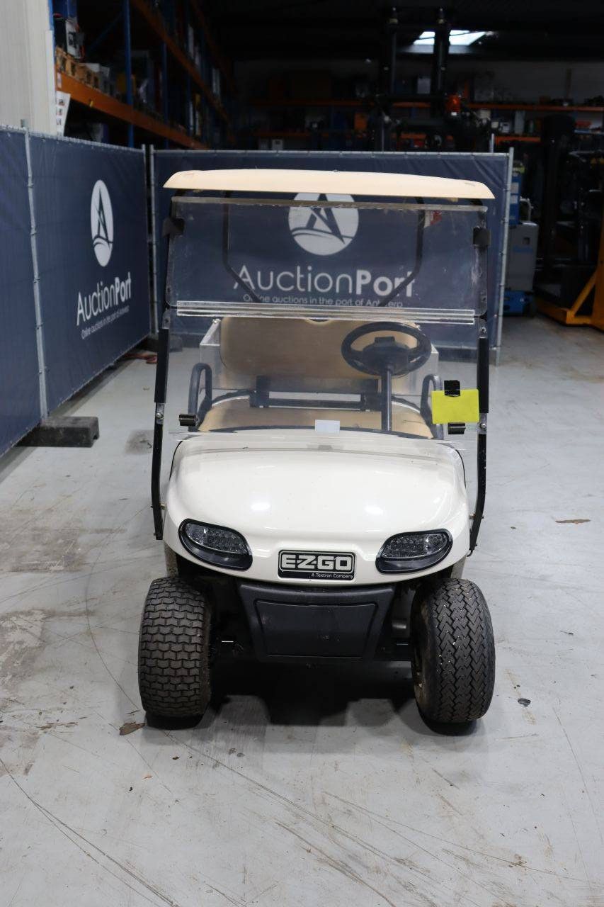 Electric Ez-go Golf Cart