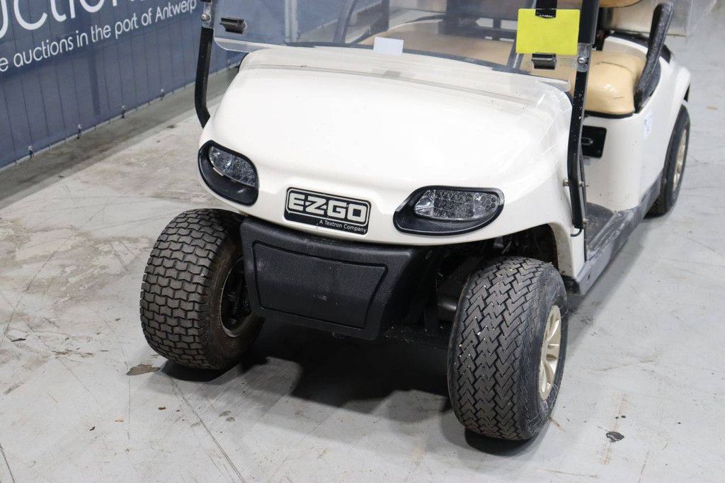 Electric Ez-go Golf Cart