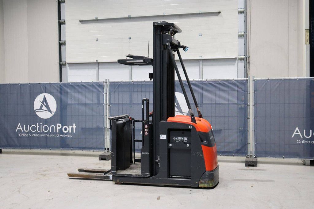 Linde V10-02 Electric Reach Truck 800kg 5.4m 2019