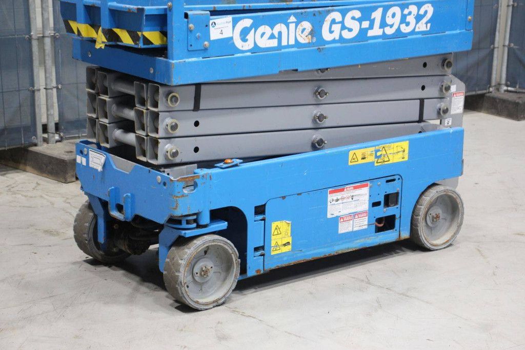 Scissor lift Genie GS-1932 Electric 7.8m 2016