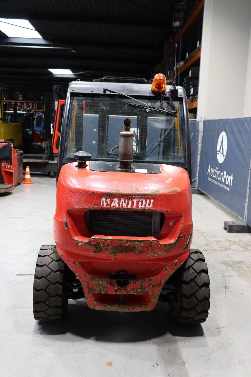 Rough-terrain forklift Manitou MC18-4 Diesel 28kW 1800kg 3.3m 2021