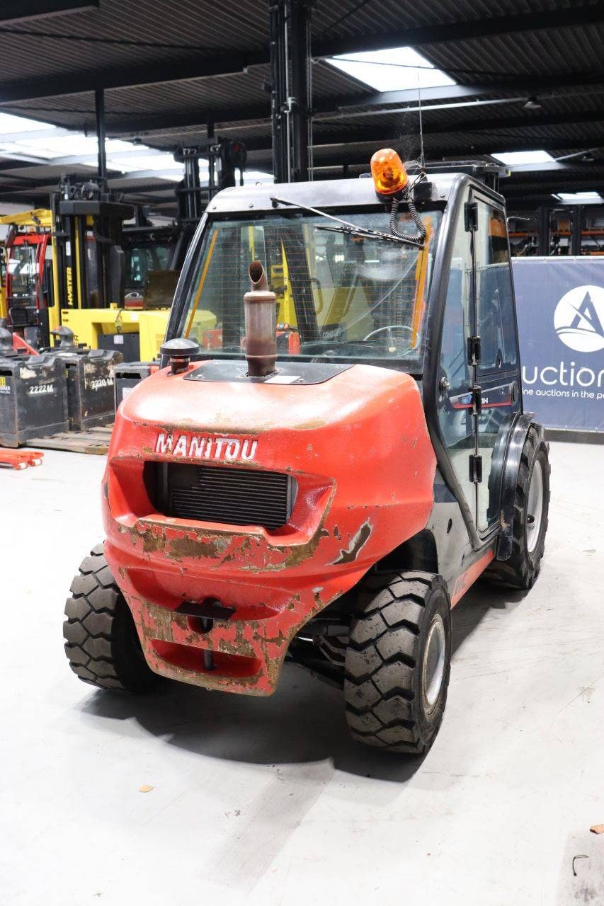 Rough-terrain forklift Manitou MC18-4 Diesel 28kW 1800kg 3.3m 2021