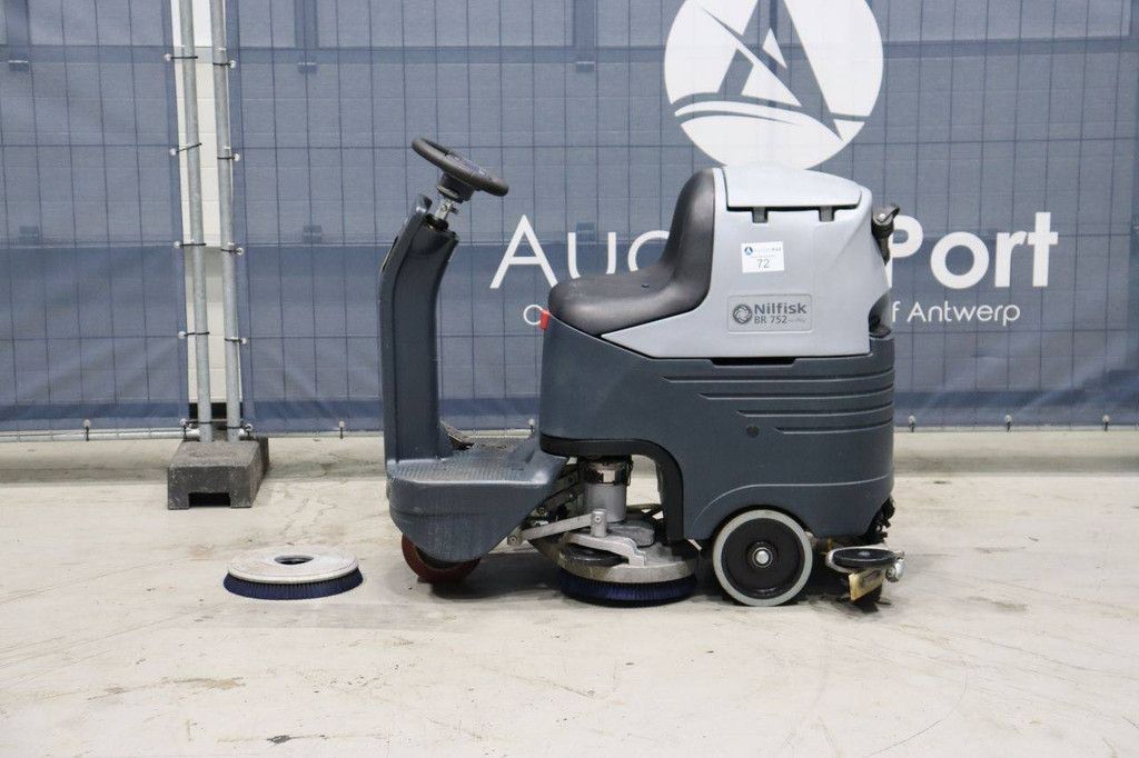 Scheuersaugmaschine Nilfisk BR752 Electric 24V 2023