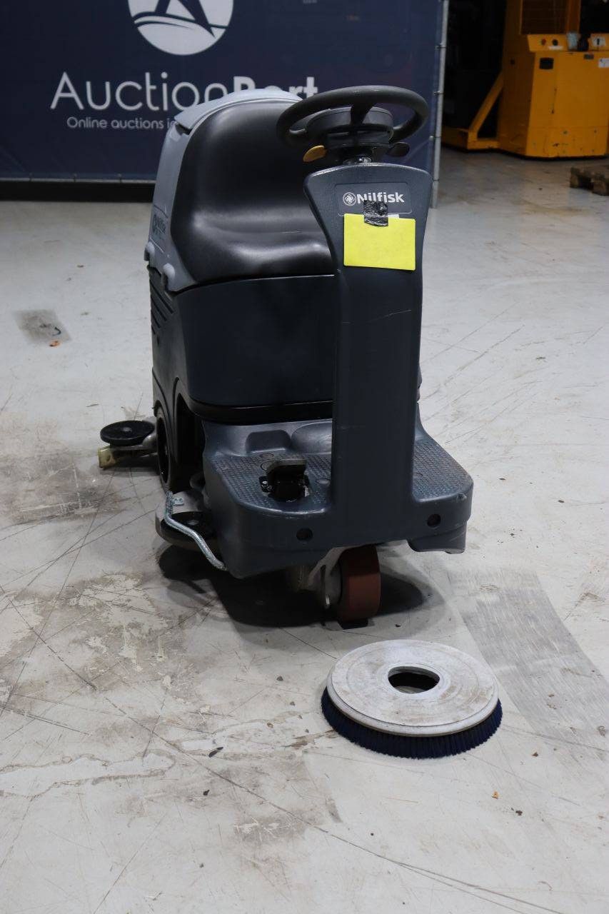 Scheuersaugmaschine Nilfisk BR752 Electric 24V 2023