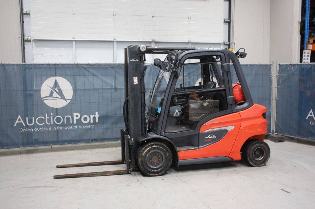 Linde H30T-01 LPG-Gabelstapler 3000 kg 4,87 m 2020