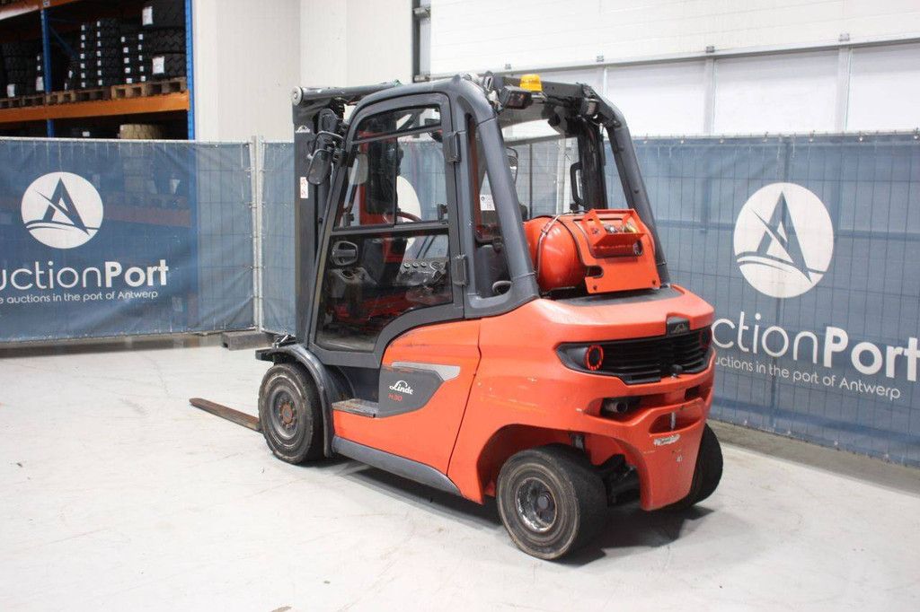 Linde H30T-01 LPG-Gabelstapler 3000 kg 4,87 m 2020