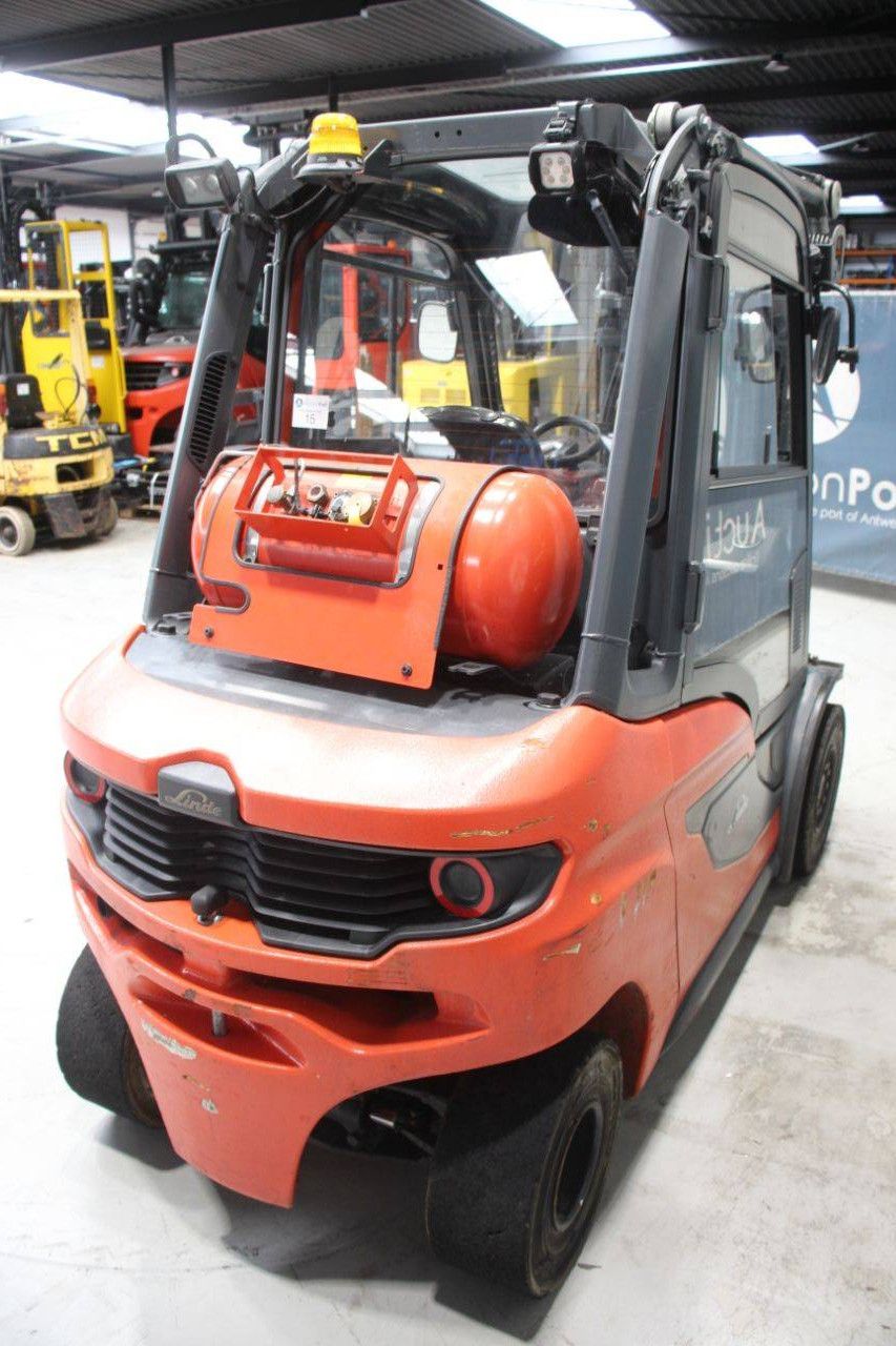 Linde H30T-01 LPG-Gabelstapler 3000 kg 4,87 m 2020