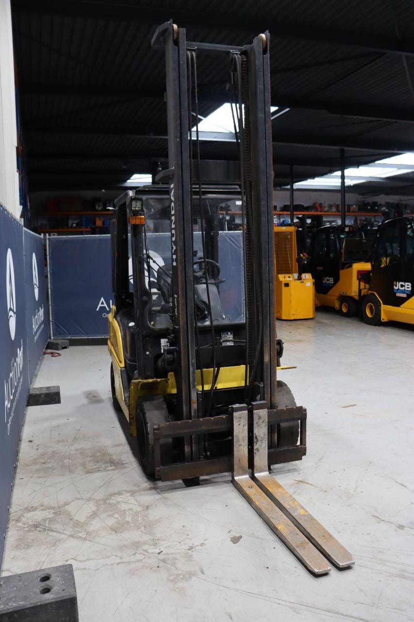 Forklift Hyundai 25D-9 Diesel 2330kg 5.0m 2017