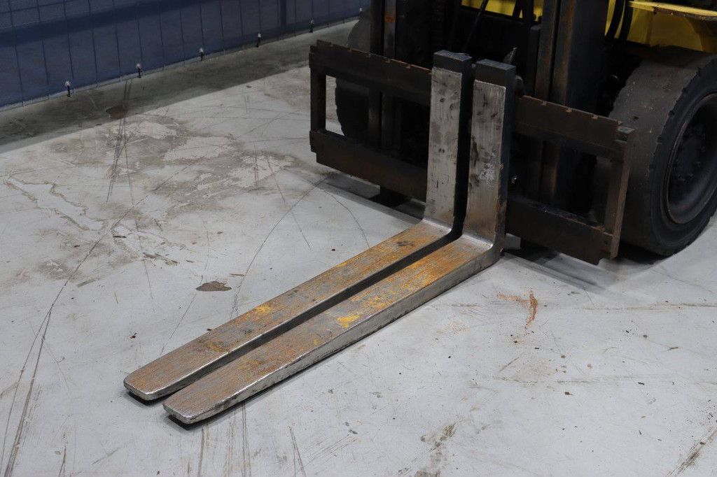 Forklift Hyundai 25D-9 Diesel 2330kg 5.0m 2017