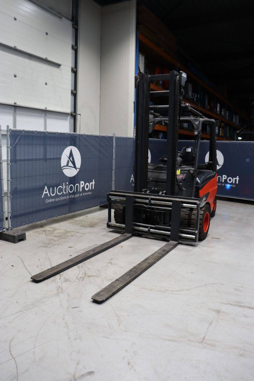 Linde E45HL-01/600 Electric Forklift 2017
