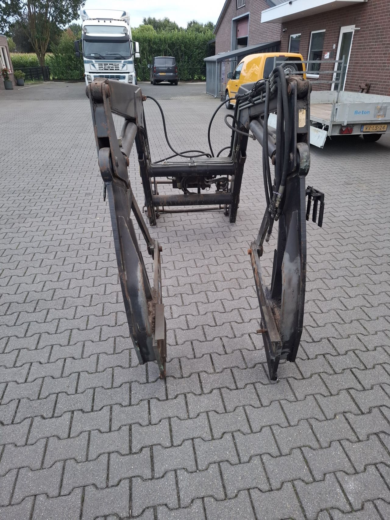 Stoll voorlader afkomstig van Fendt 611