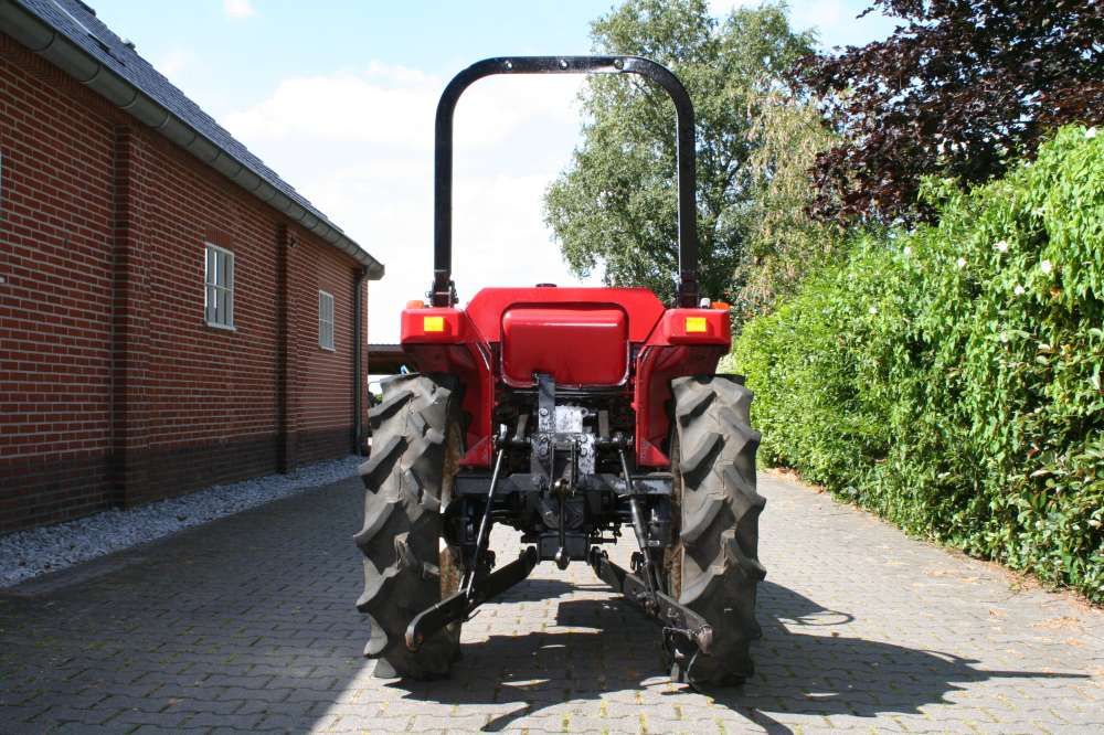 Mitsubishi MT200 21PK 4WD