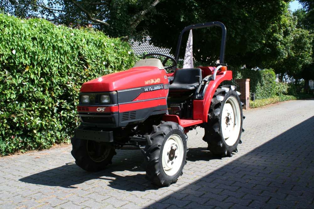 Mitsubishi MT200 21PK 4WD