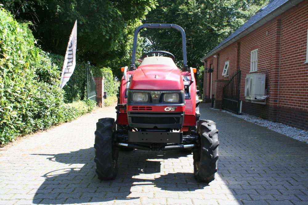 Mitsubishi MT200 21PK 4WD