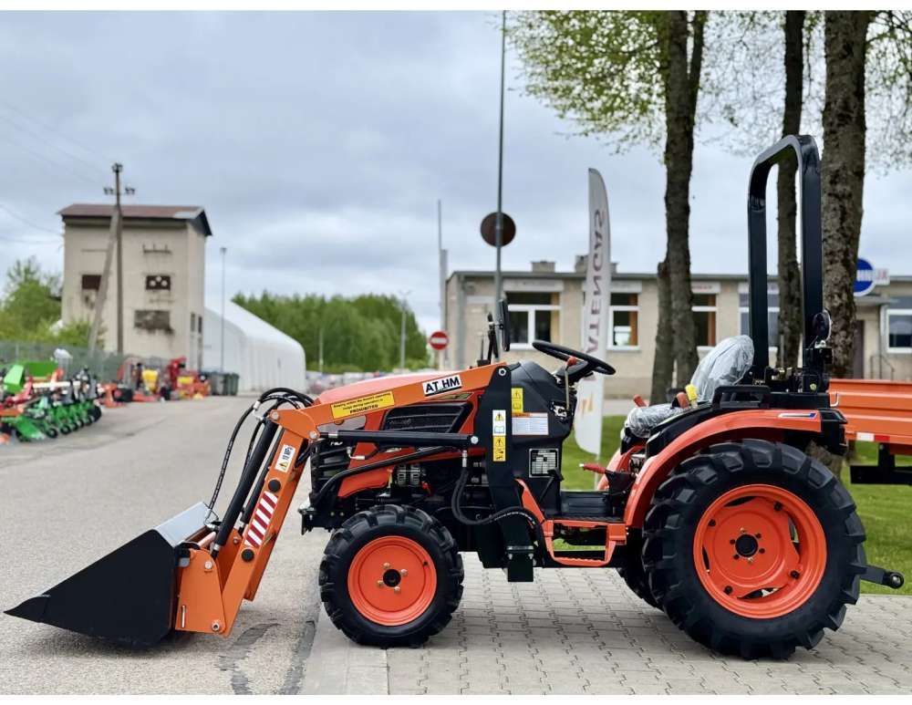 Hinomoto HM3030 NIEUW met voorlader al vanaf €180,00 per maand